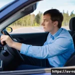 도로교통사 실습 장소 선택 가이드 - **Prompt:** A focused young adult, approximately 18-20 years old, with short, neat hair and dressed ...